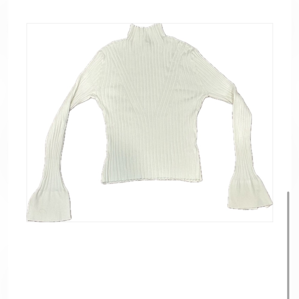White cropped Ribbed Turtleneck Sweater